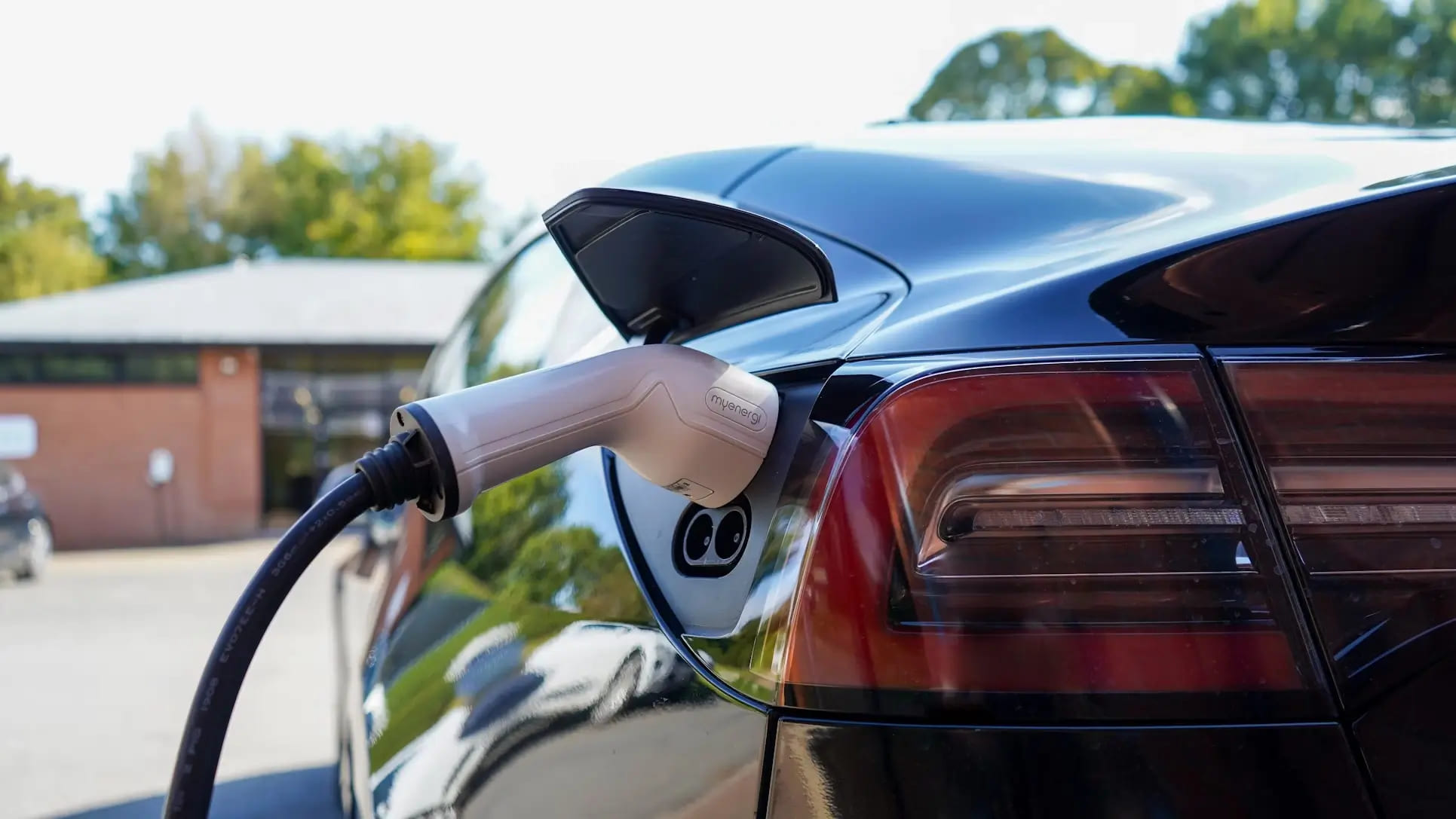 ¿Buscas baterías para autos eléctricos en El Salvador? Descubre la mejor opción
