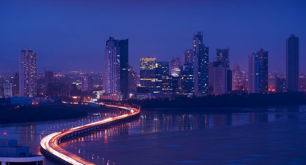 ¿Dónde renovar la placa vehicular en Panamá este año?